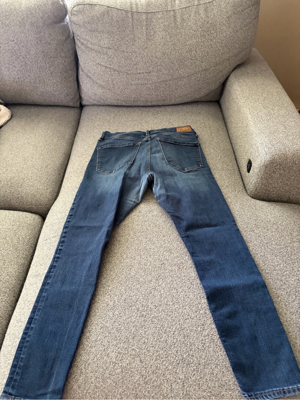 Express Women's Skinny Jeans in Dark Blue Denim